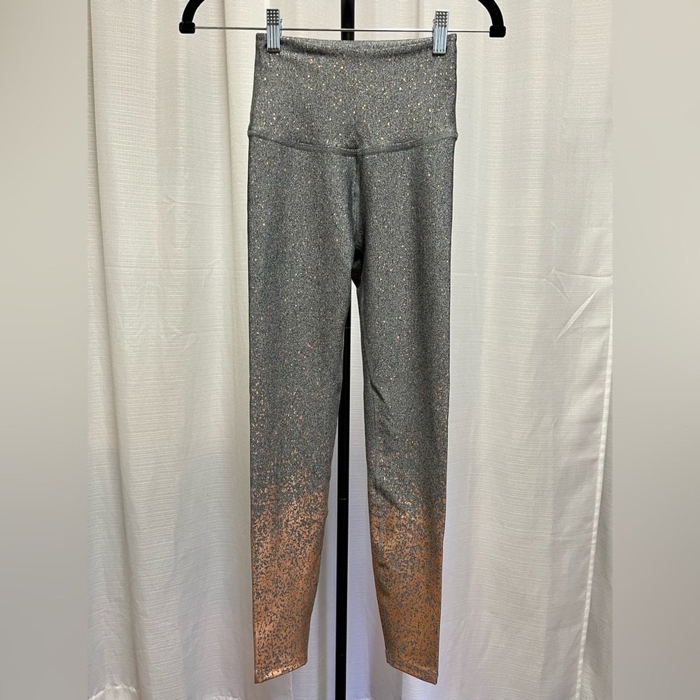 BEYOND YOGA Ombre High Waist 7/8 in grey & Rose gold | size Small